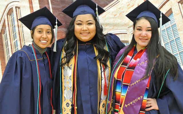 Three Cumbres graduates at commencement